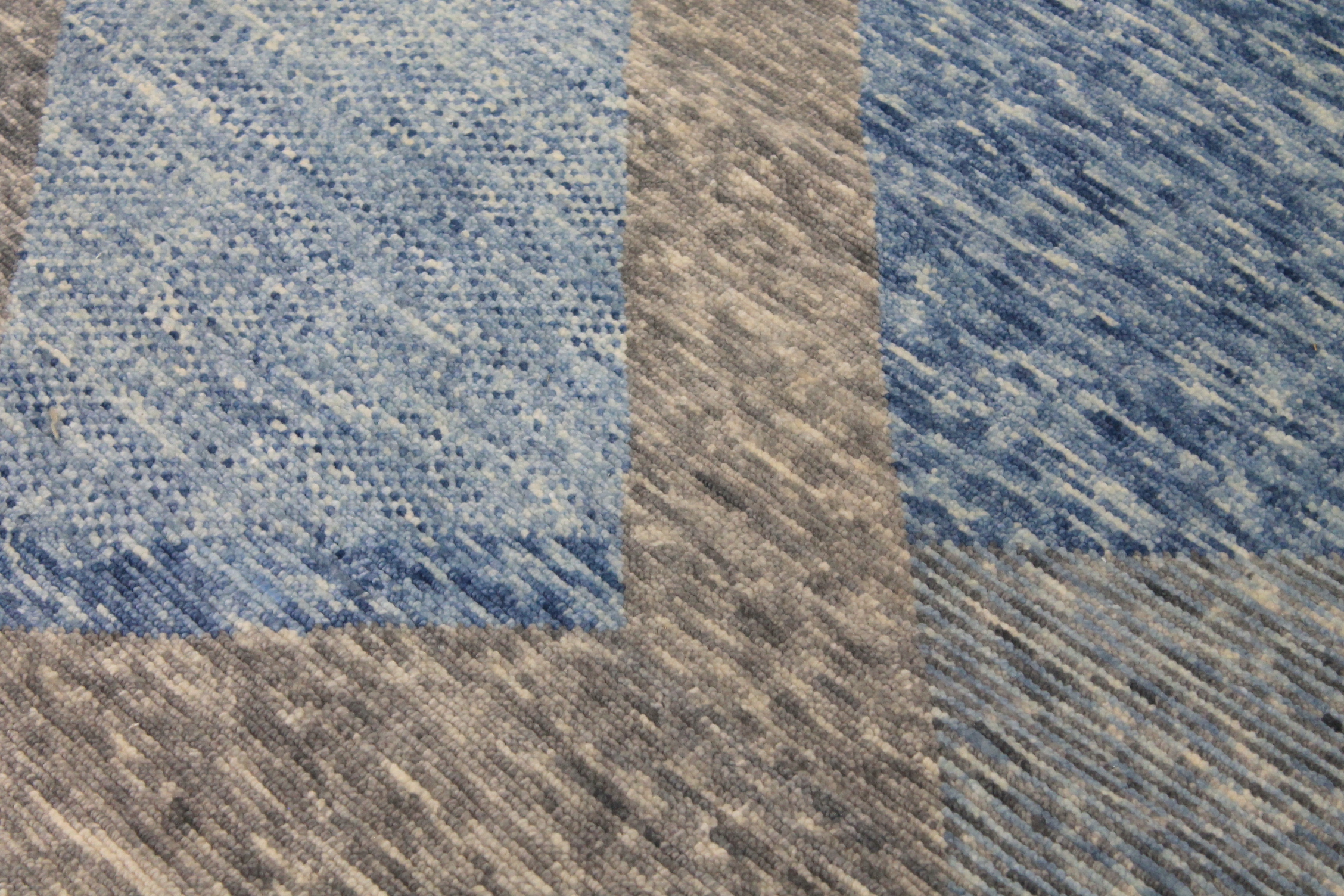 Contemporary & Transitional Rugs EDGE 027546 Lt. Blue - Blue & Lt. Grey - Grey Hand Knotted Rug