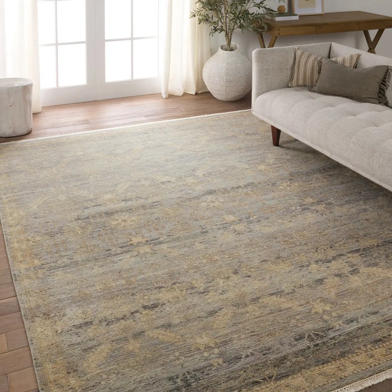 Antique Style Rugs Someplace In Time SPT20 Lt. Grey - Grey & Camel - Taupe Hand Knotted Rug