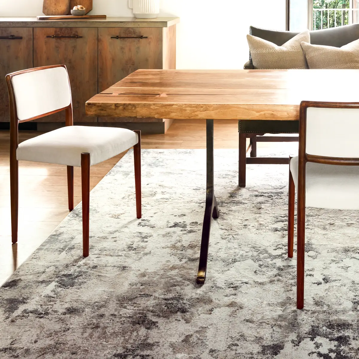 Contemporary Rugs & Transitional Rugs CIQ01 - Cirque Lynne Green & Ivory - Beige Machine Made Rug