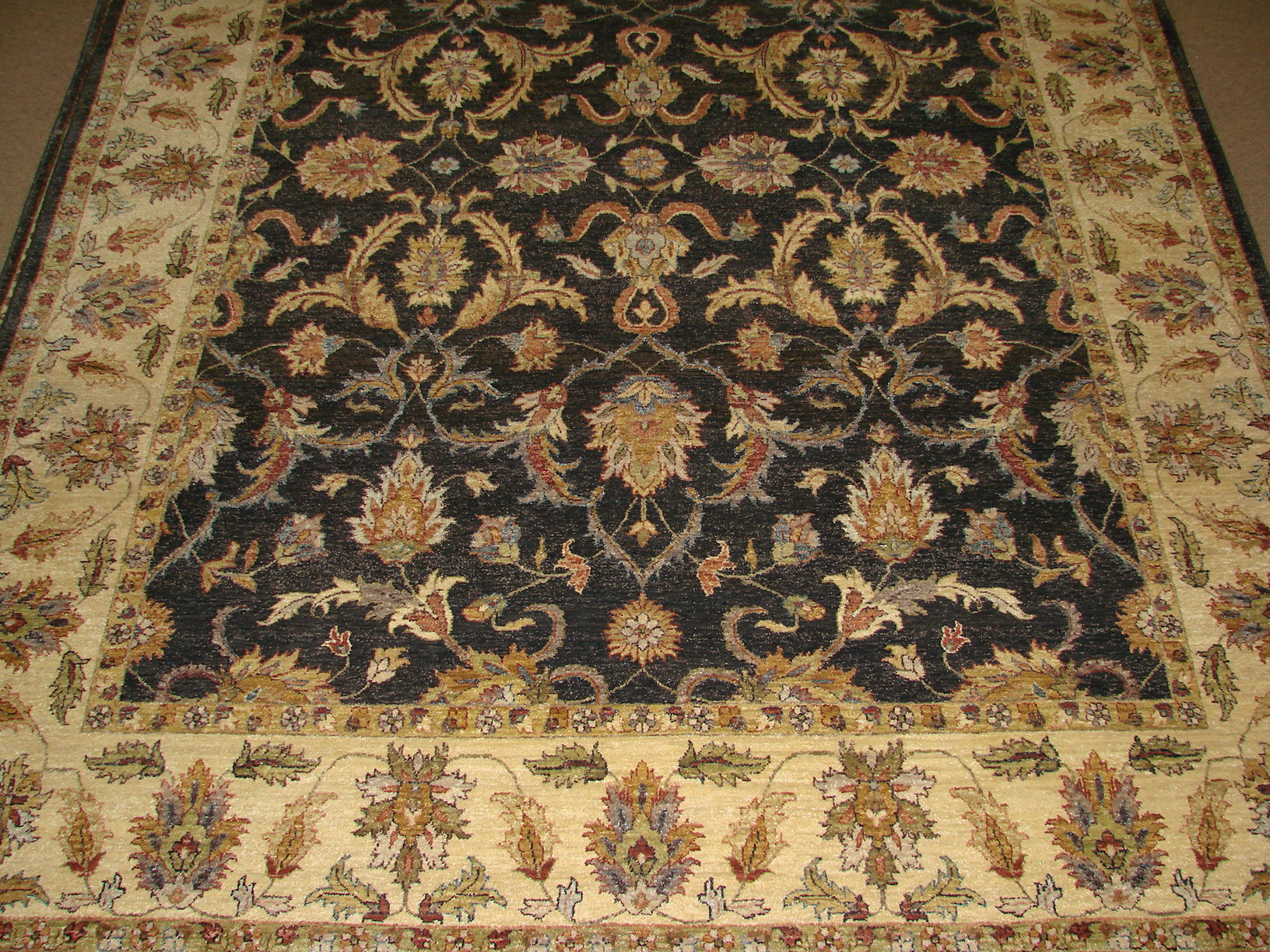 Clearance & Discount Rugs A-31 Vase Sultan 02860 Black - Charcoal & Lt. Gold - Gold Hand Knotted Rug