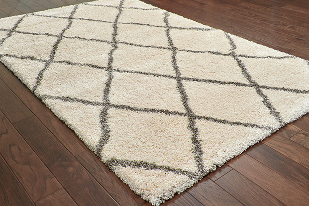 Contemporary & Transitional Rugs Henderson 90W Ivory - Beige & Lt. Grey - Grey Machine Made Rug