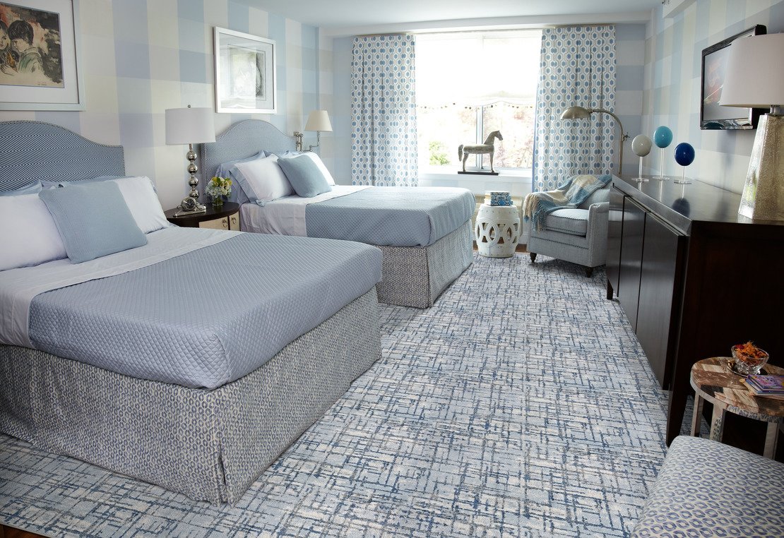 Custom Rugs, Runners & Rounds Haute Couture Bronze Camel - Taupe & Lt. Blue - Blue Machine Made Rug