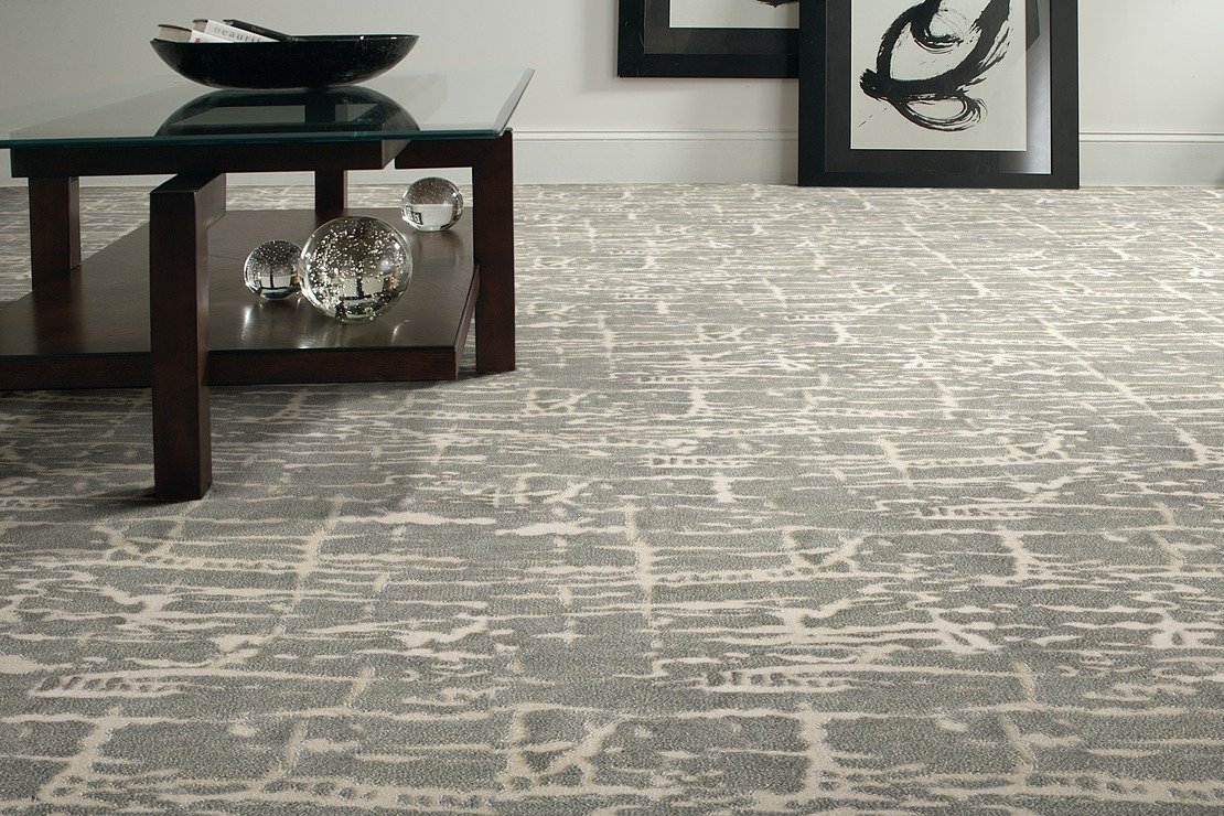 Custom & Wall to Wall Pop Art Metal Lt. Grey - Grey & Ivory - Beige Machine Made Rug