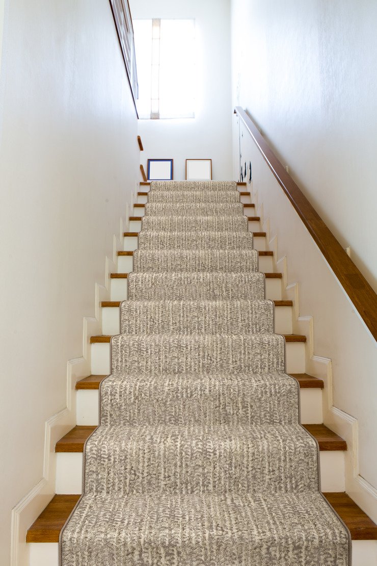 Custom & Wall to Wall Silhouette Clay Camel - Taupe & Ivory - Beige Machine Made Rug