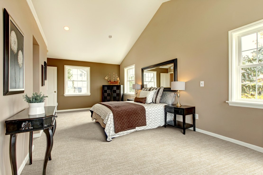 Custom Rugs, Runners & Rounds Spirited Chrome Lt. Grey - Grey Machine Made Rug