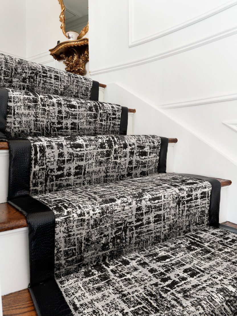 Custom Rugs, Runners & Rounds Mesmerize Steel Black - Charcoal & Lt. Grey - Grey Machine Made Rug