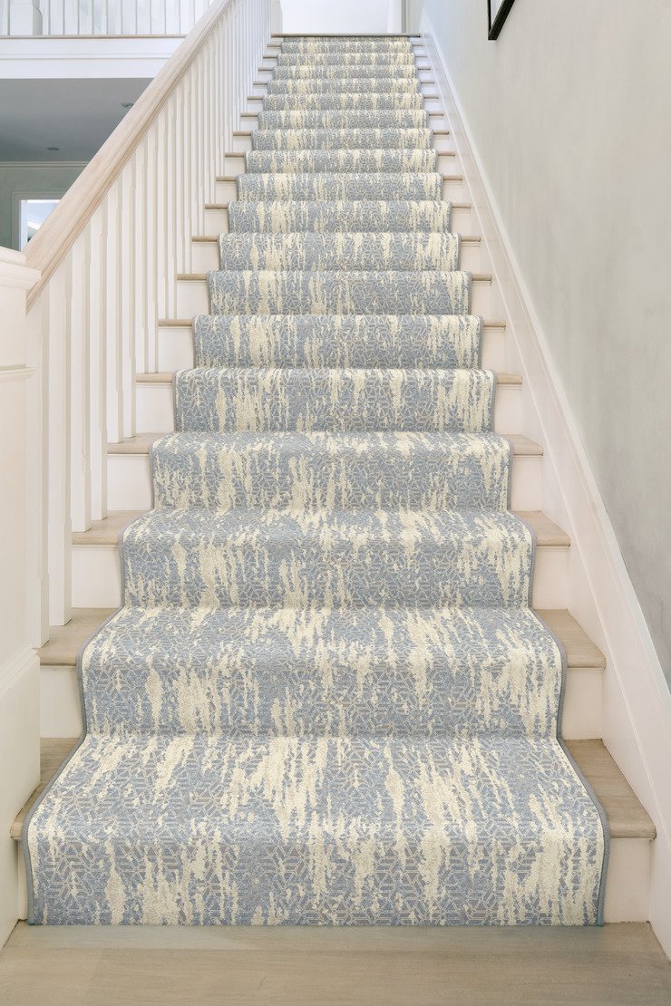 Custom Rugs, Runners & Rounds Delphi Granite Lt. Grey - Grey Machine Made Rug