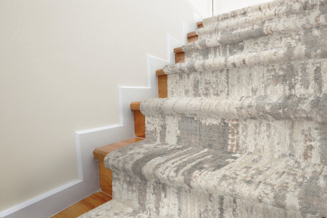 Custom Rugs, Runners & Rounds Lyrical Silverfox Lt. Grey - Grey Machine Made Rug