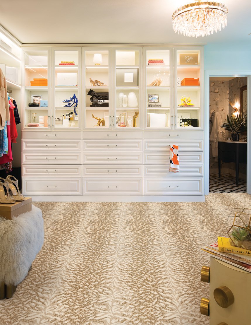Custom Rugs, Runners & Rounds King Tiger Silver Lt. Grey - Grey Machine Made Rug