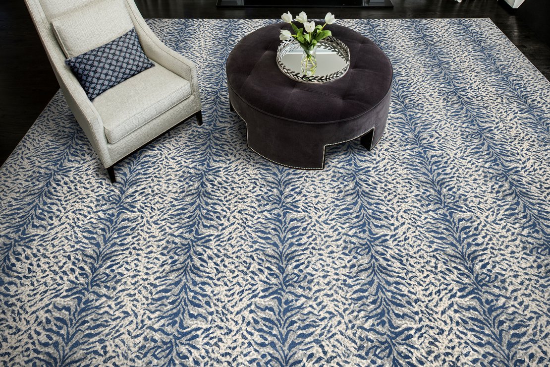 Custom Rugs, Runners & Rounds King Tiger Silver Lt. Grey - Grey Machine Made Rug