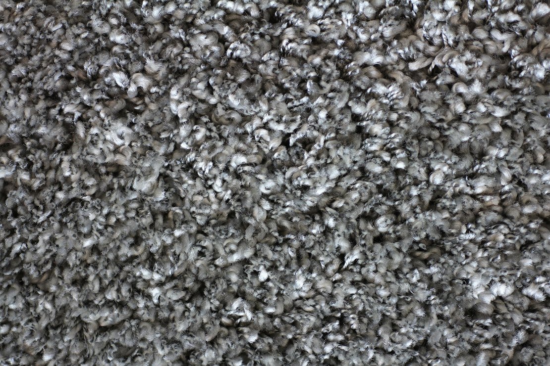 Custom Rugs, Runners & Rounds Shaggy Plush Silver Lt. Grey - Grey Machine Made Rug