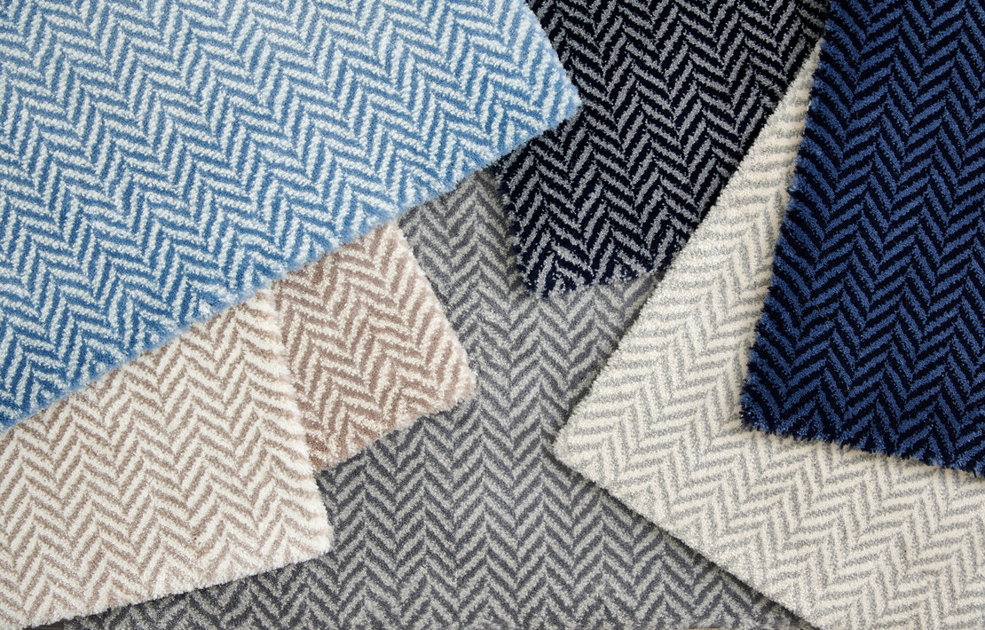 Custom Rugs, Runners & Rounds Phenomenon Wave Lt. Blue - Blue Machine Made Rug