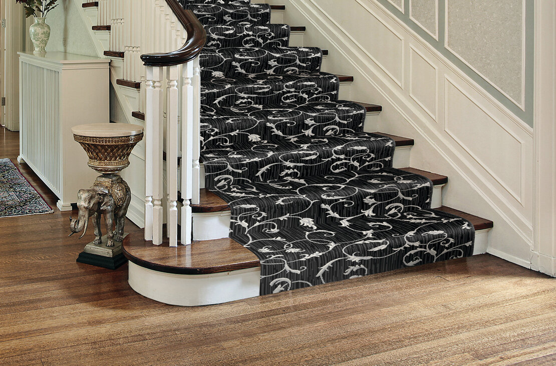 Custom Rugs, Runners & Rounds Montpellier Iron Lt. Grey - Grey & Black - Charcoal Machine Made Rug