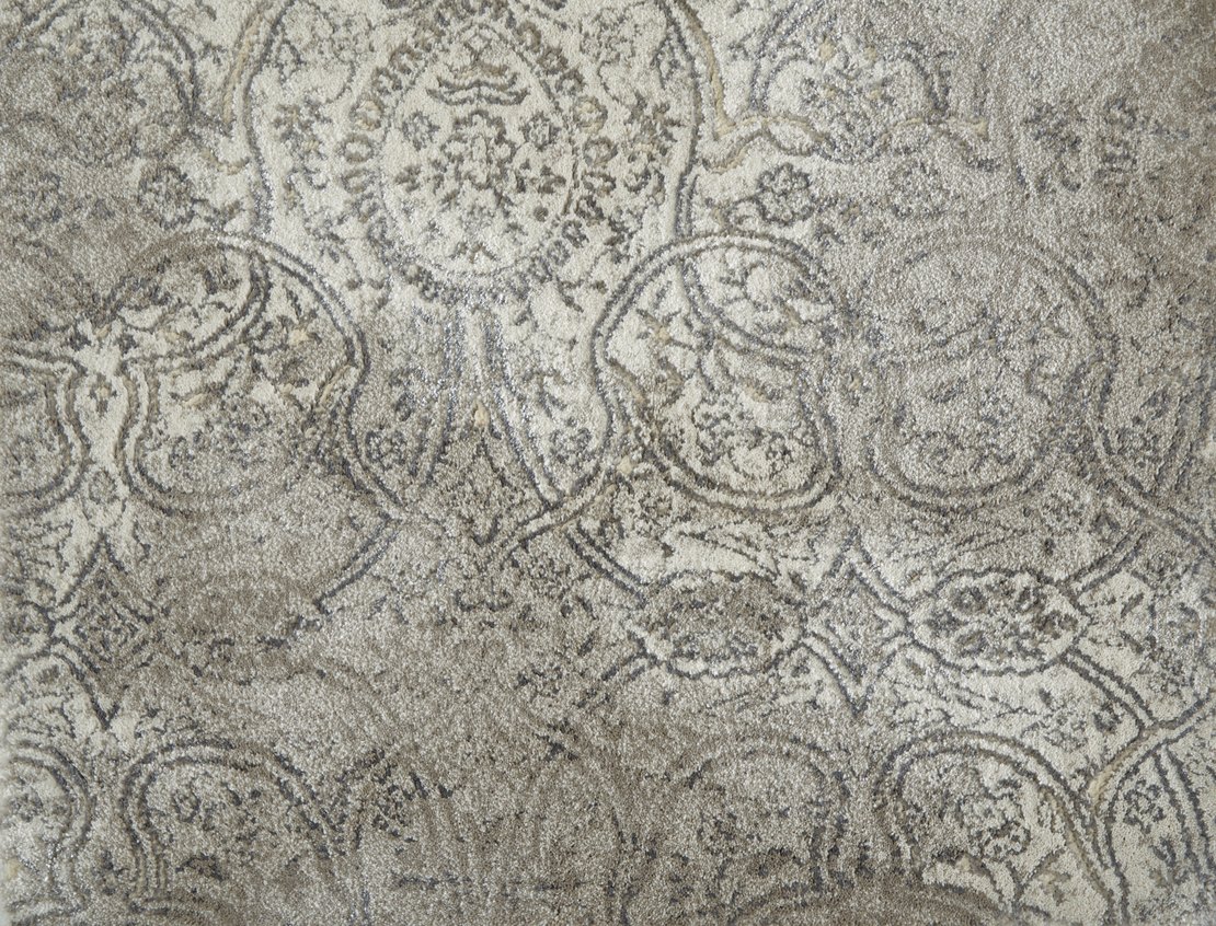Custom Rugs, Runners & Rounds Edgewater Ecru Lt. Grey - Grey Machine Made Rug