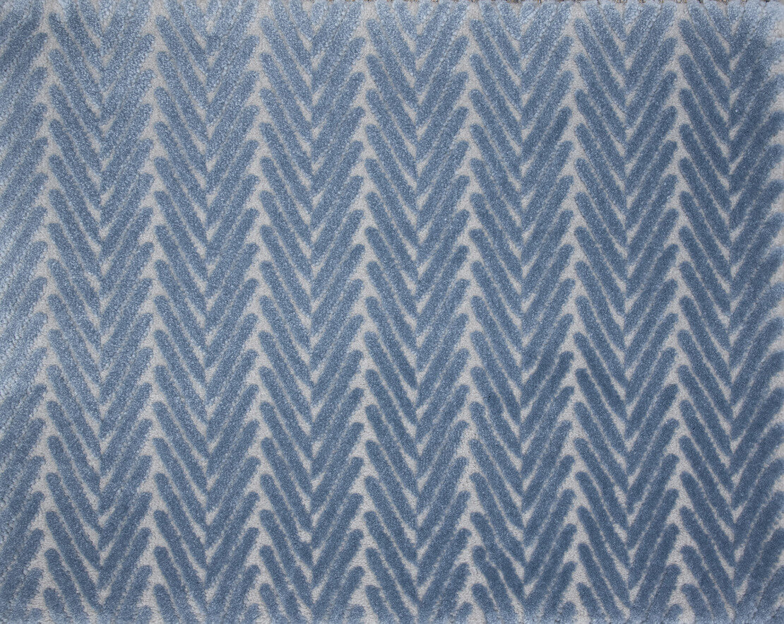 Custom & Wall to Wall Candid Glacier Medium Blue - Navy Machine Made Rug