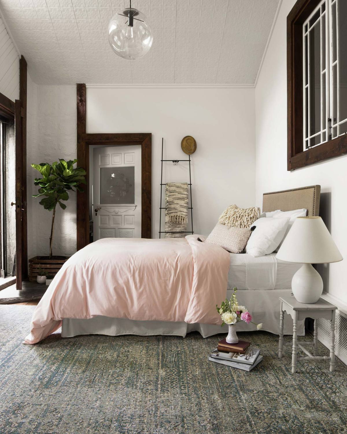 Contemporary Rugs & Transitional Rugs Javari Ivory Sea Lt.Green & Ivory - Beige Machine Made Rug