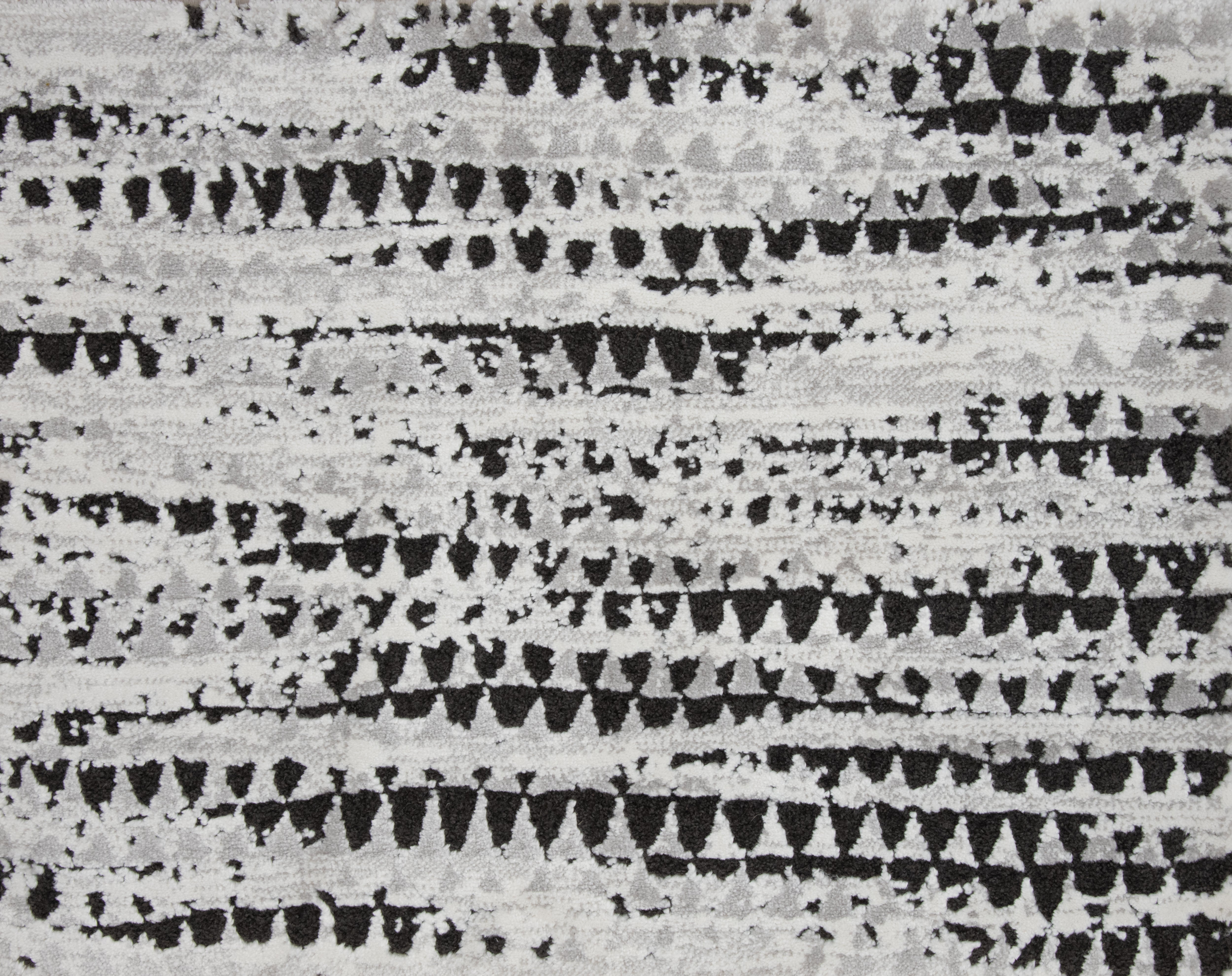 Custom Rugs, Runners & Rounds Giabella Metal Lt. Grey - Grey & Black - Charcoal Machine Made Rug