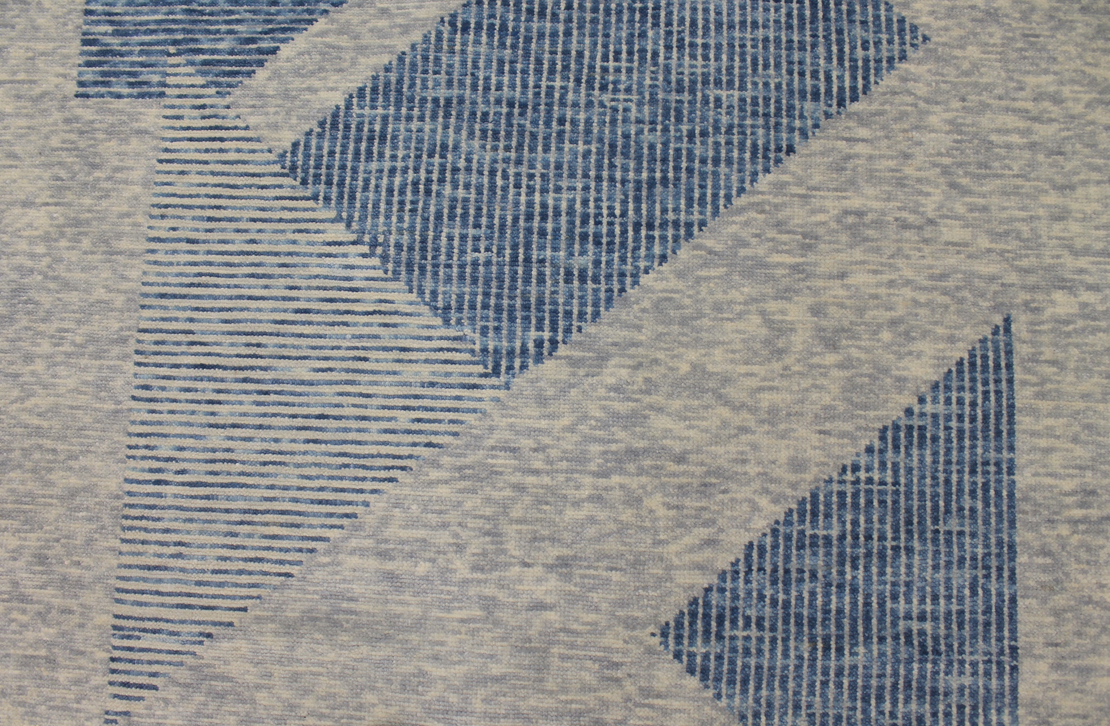 Contemporary Rugs & Transitional Rugs EDGE 027553 Medium Blue - Navy & Lt. Grey - Grey Hand Knotted Rug