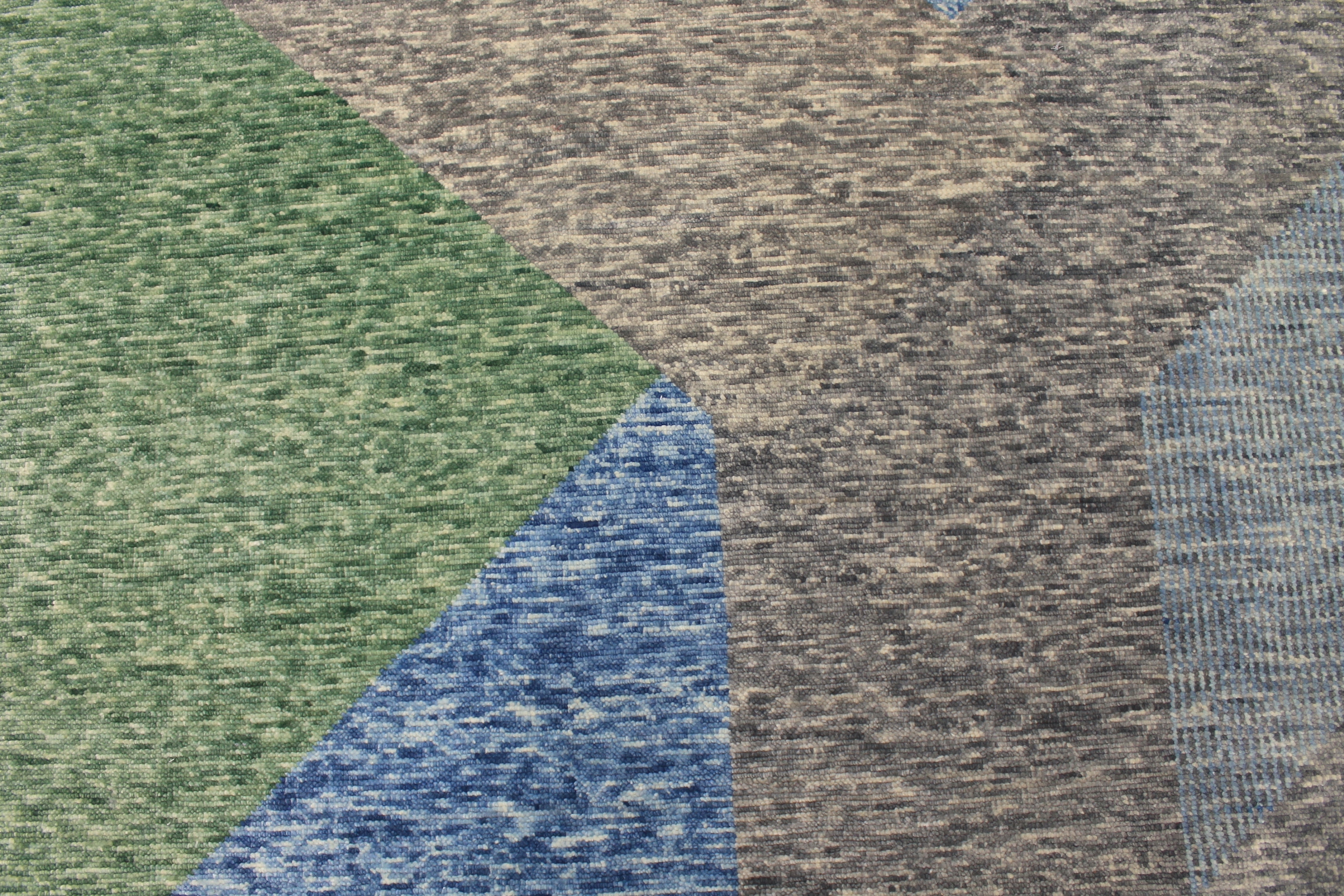 Contemporary Rugs & Transitional Rugs EDGE 027546 Lt. Blue - Blue & Lt. Grey - Grey Hand Knotted Rug