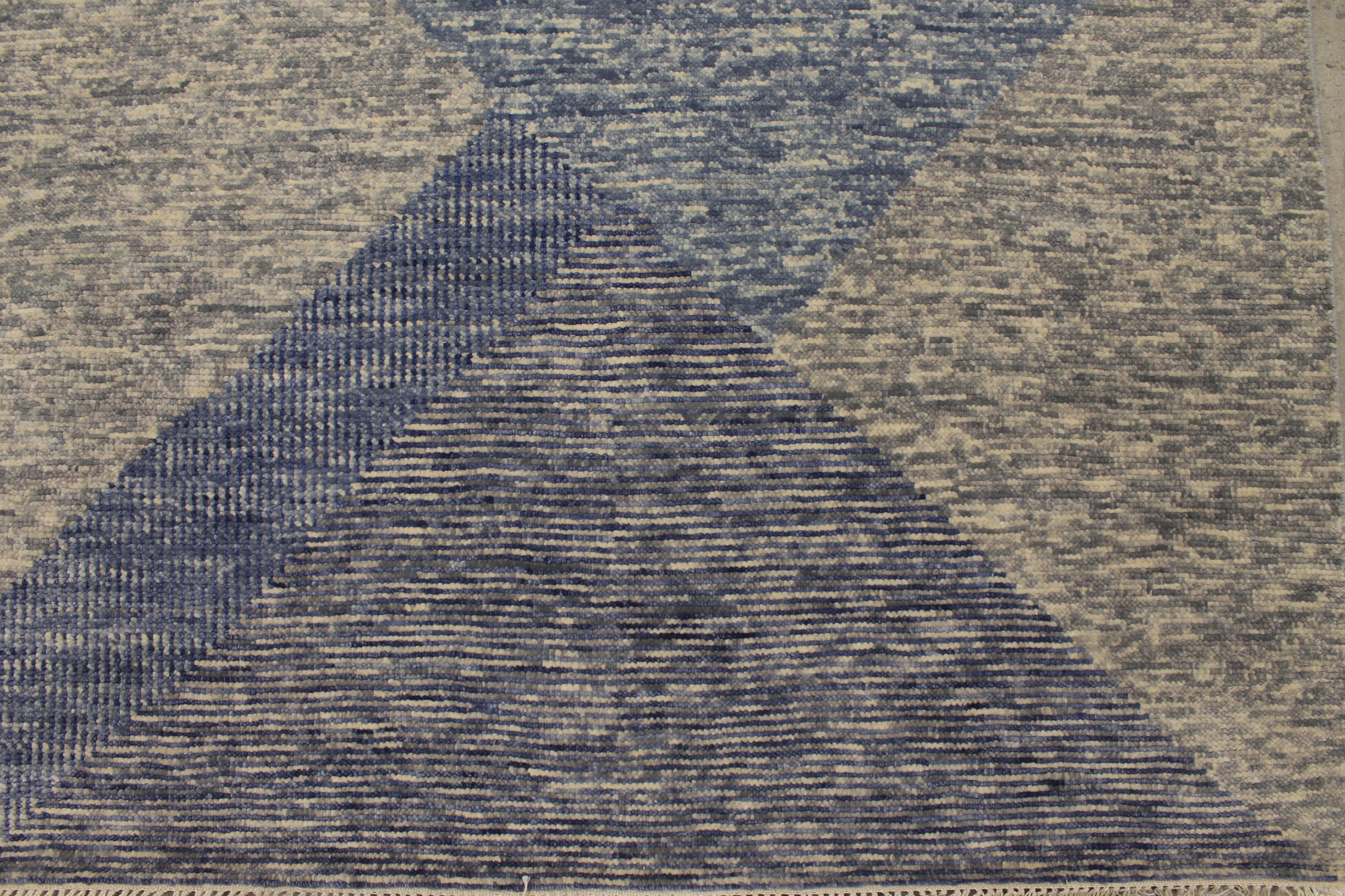 Contemporary Rugs & Transitional Rugs EDGE 027545 Medium Blue - Navy & Lt. Grey - Grey Hand Knotted Rug