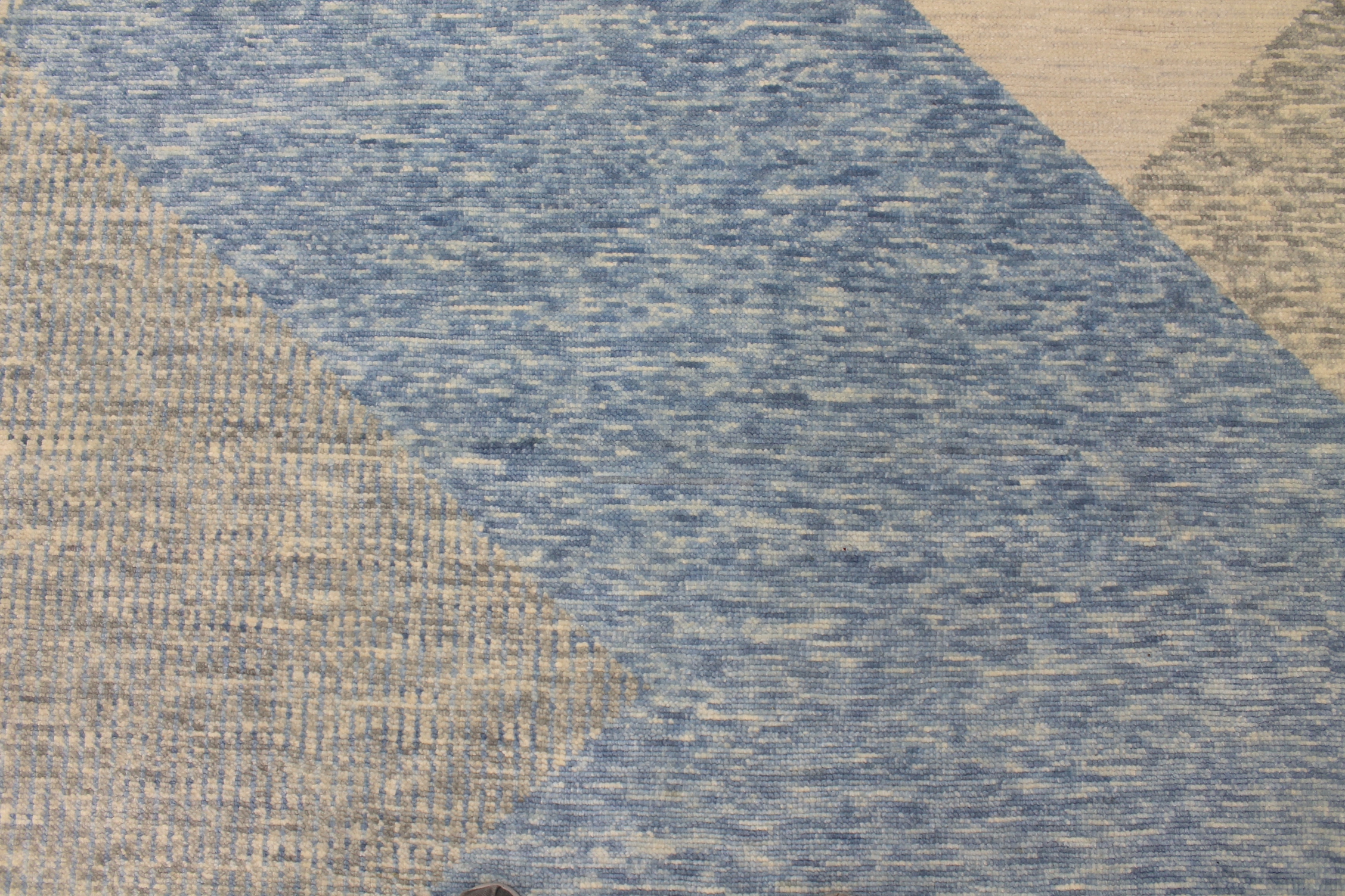 Contemporary & Transitional Rugs EDGE 027544 Lt. Grey - Grey & Lt. Blue - Blue Hand Knotted Rug