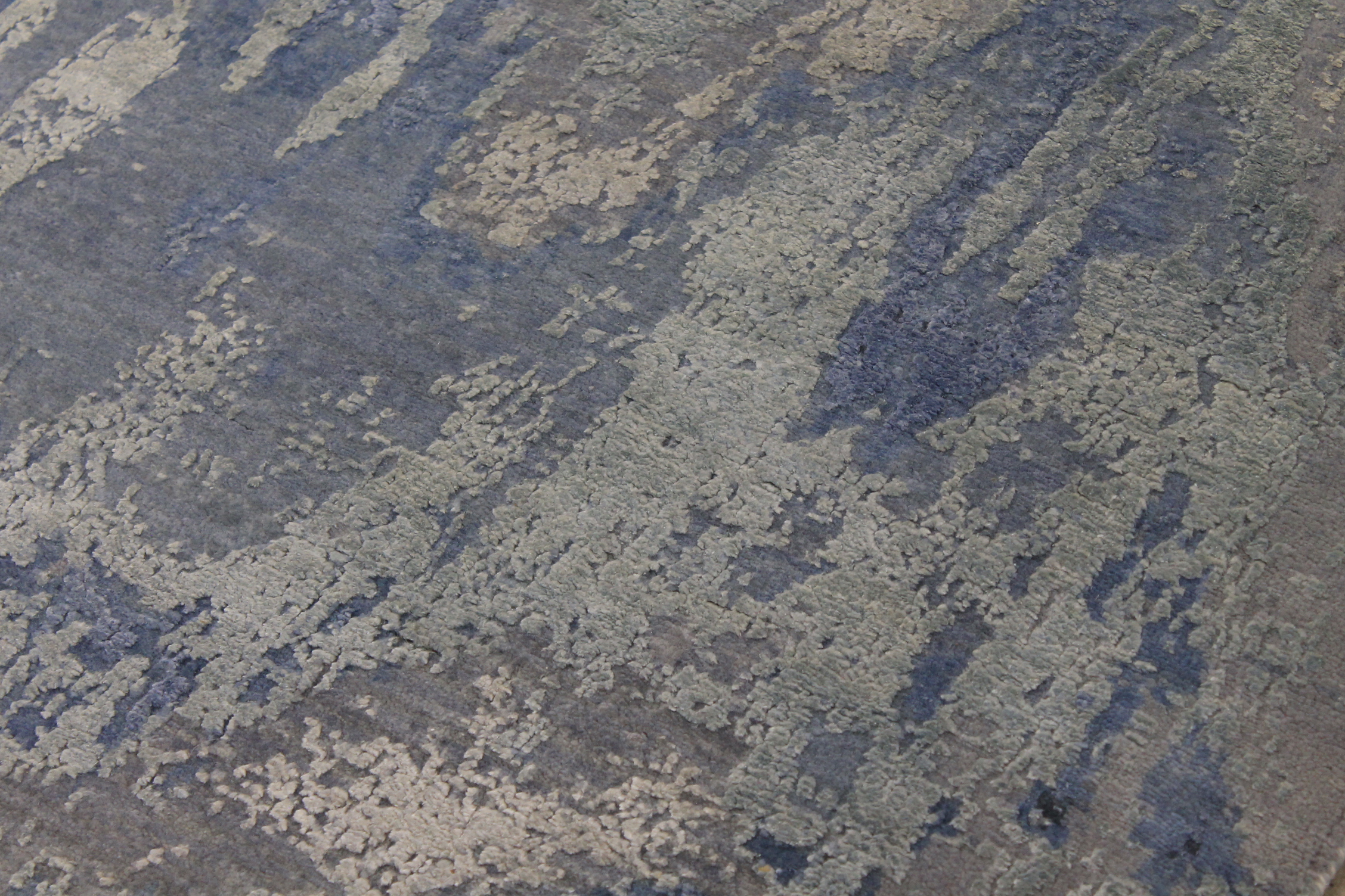 Contemporary Rugs & Transitional Rugs FINE SPLASH 027474 Lt. Blue - Blue & Lt. Grey - Grey Hand Knotted Rug