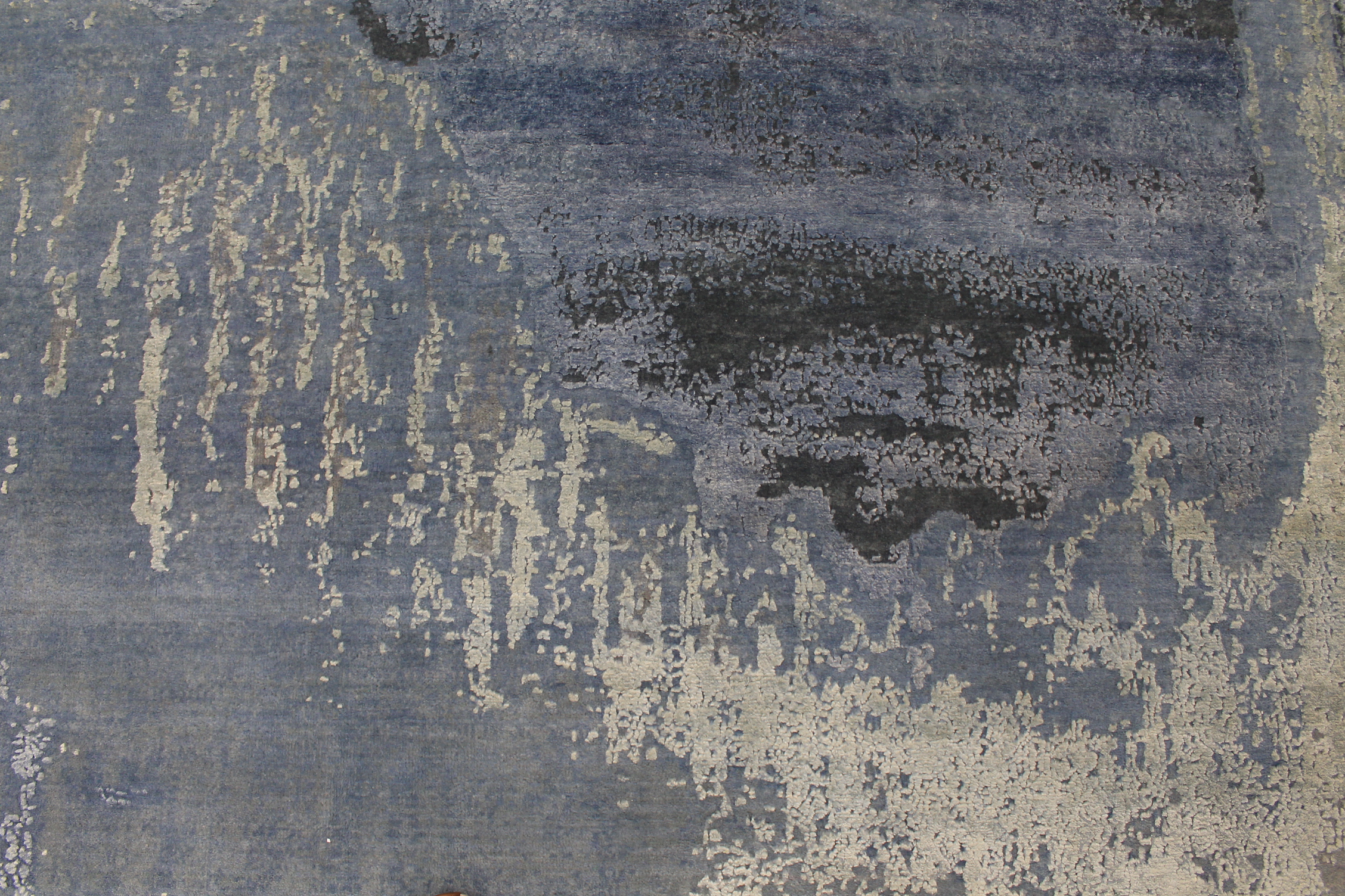 Contemporary & Transitional Rugs FINE SPLASH 027474 Lt. Blue - Blue & Lt. Grey - Grey Hand Knotted Rug