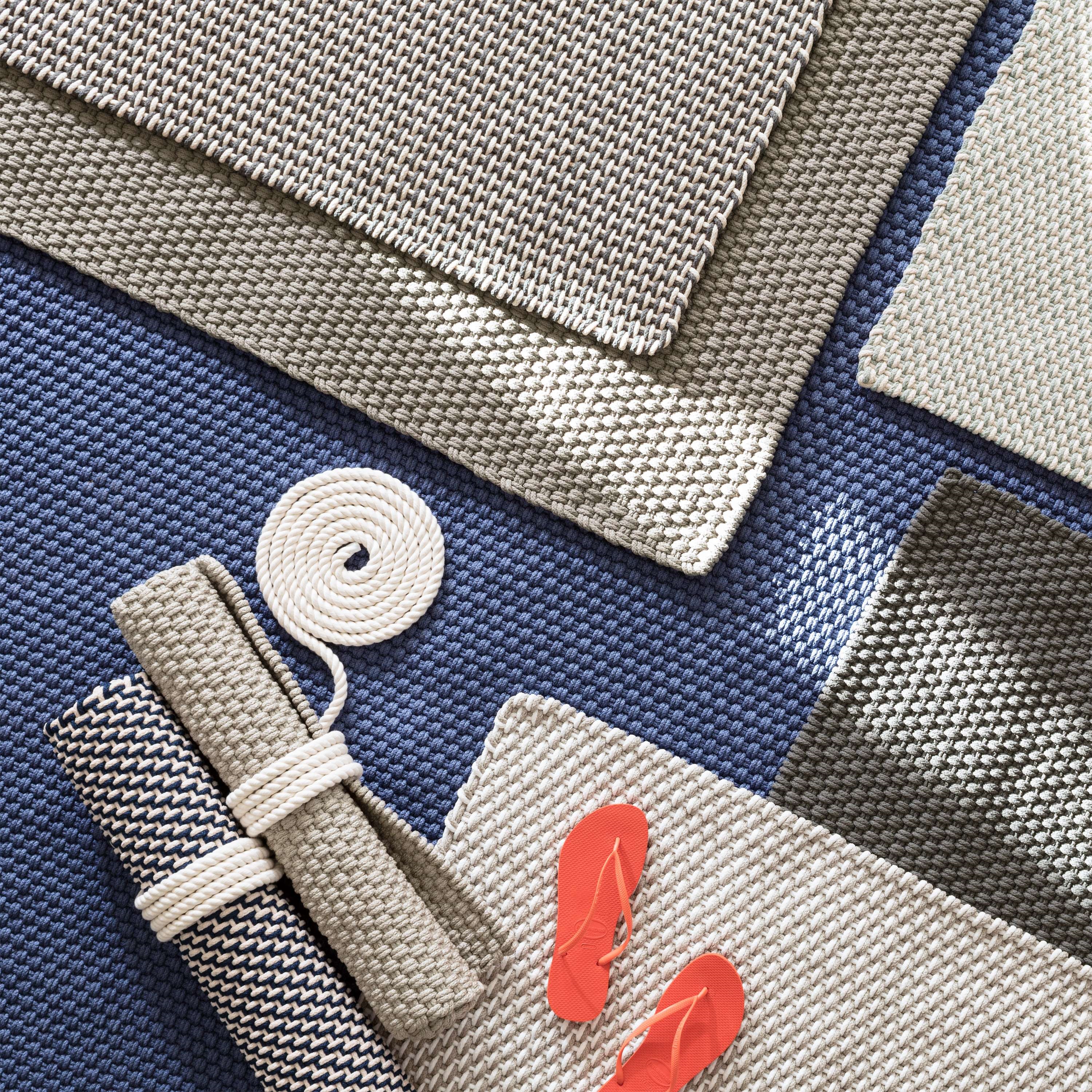 Contemporary Rugs & Transitional Rugs Two Tone Rope Navy/Ivory Medium Blue - Navy & Ivory - Beige Machine Made Rug