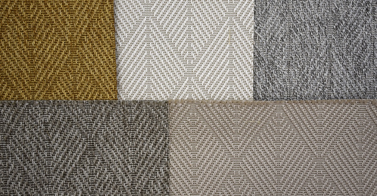 Custom Rugs, Runners & Rounds Manila Saddle Lt. Brown - Chocolate Machine Made Rug
