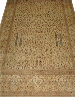 Traditional Hand Knotted Rug