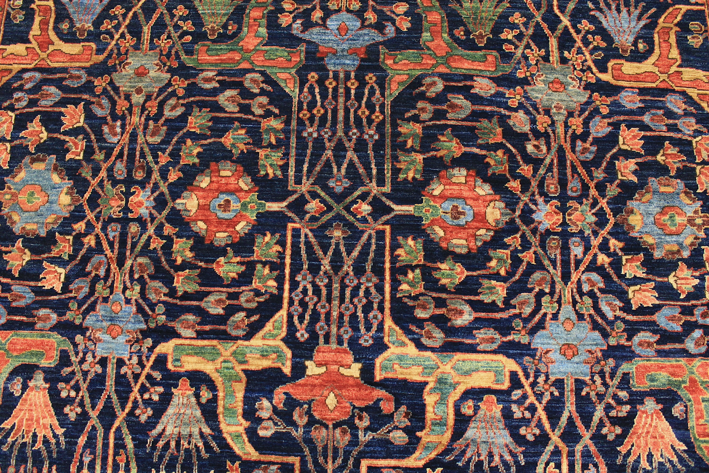 Traditional & Oriental Rugs Aryana 028842 Medium Blue - Navy & Lt. Green Hand Knotted Rug
