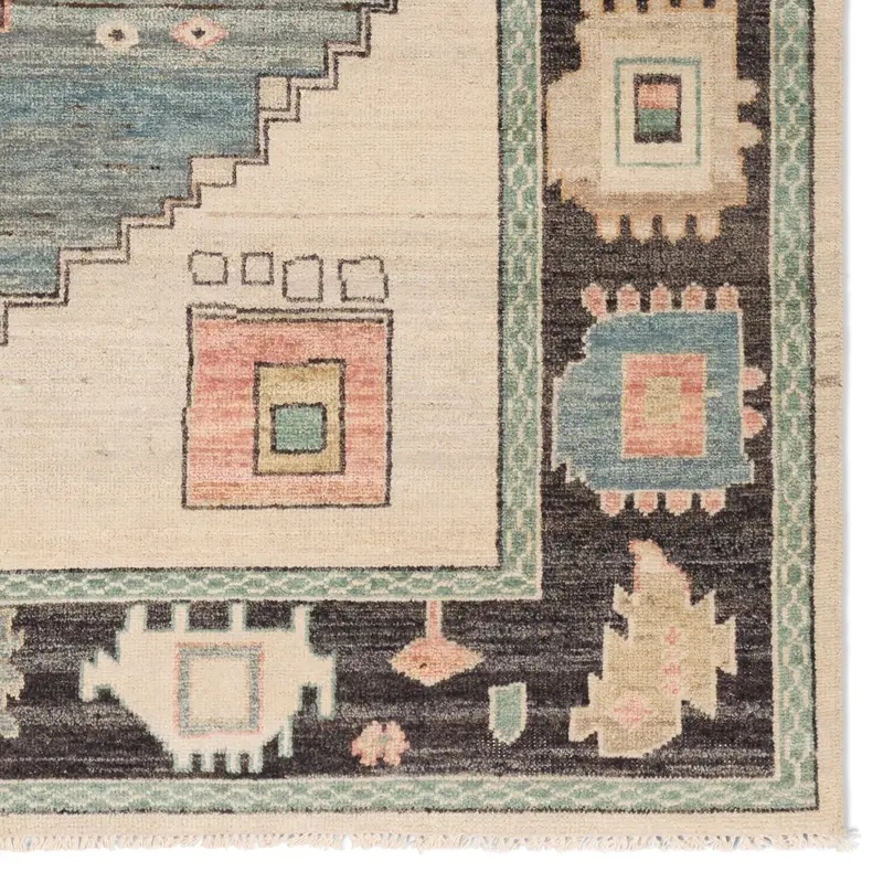 Traditional & Oriental Rugs Reza REZ06 Ivory - Beige & Medium Blue - Navy Hand Knotted Rug