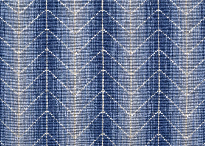 Custom Rugs, Runners & Rounds Caymus 6546/0001 Blue Medium Blue - Navy Machine Made Rug