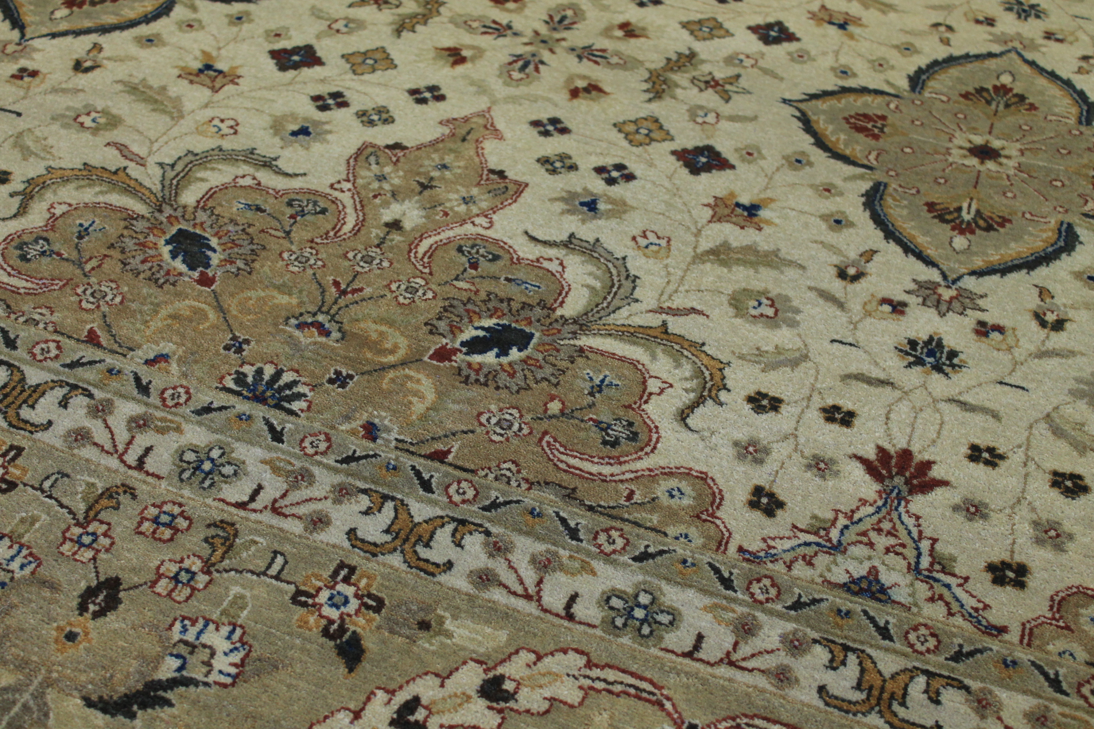 Clearance & Discount Rugs 11174 11174 Ivory - Beige & Lt. Green Hand Knotted Rug