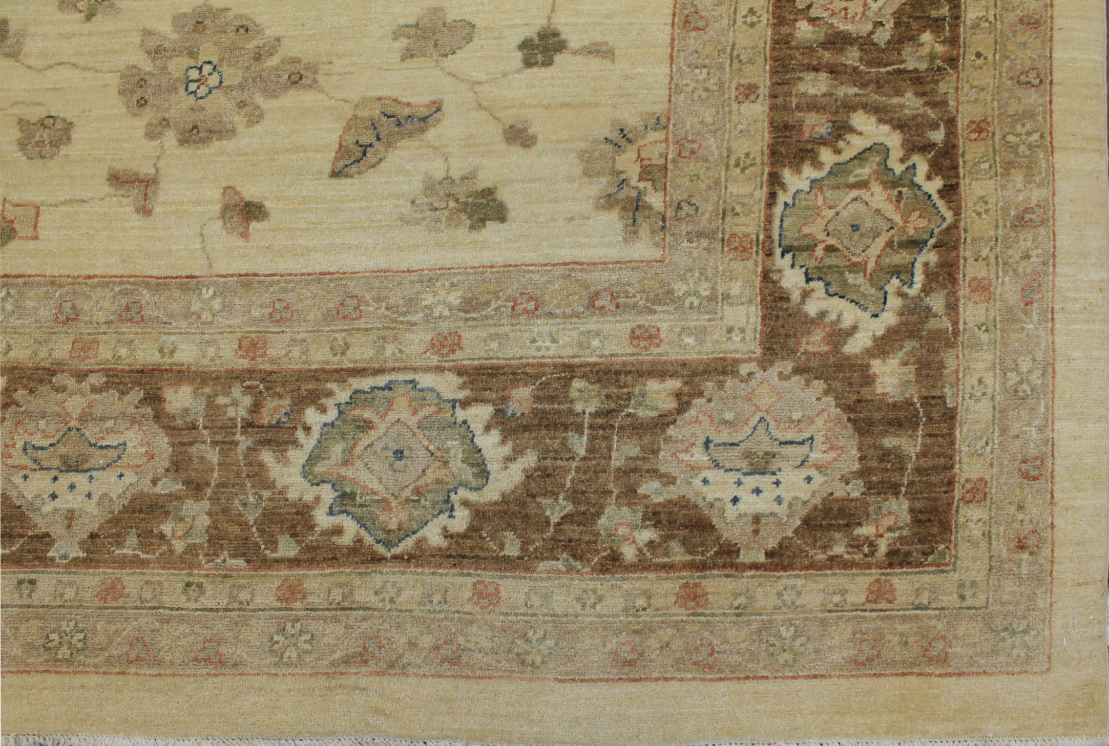 Clearance & Discount Rugs Chobi 11869 Ivory - Beige & Lt. Brown - Chocolate Hand Knotted Rug