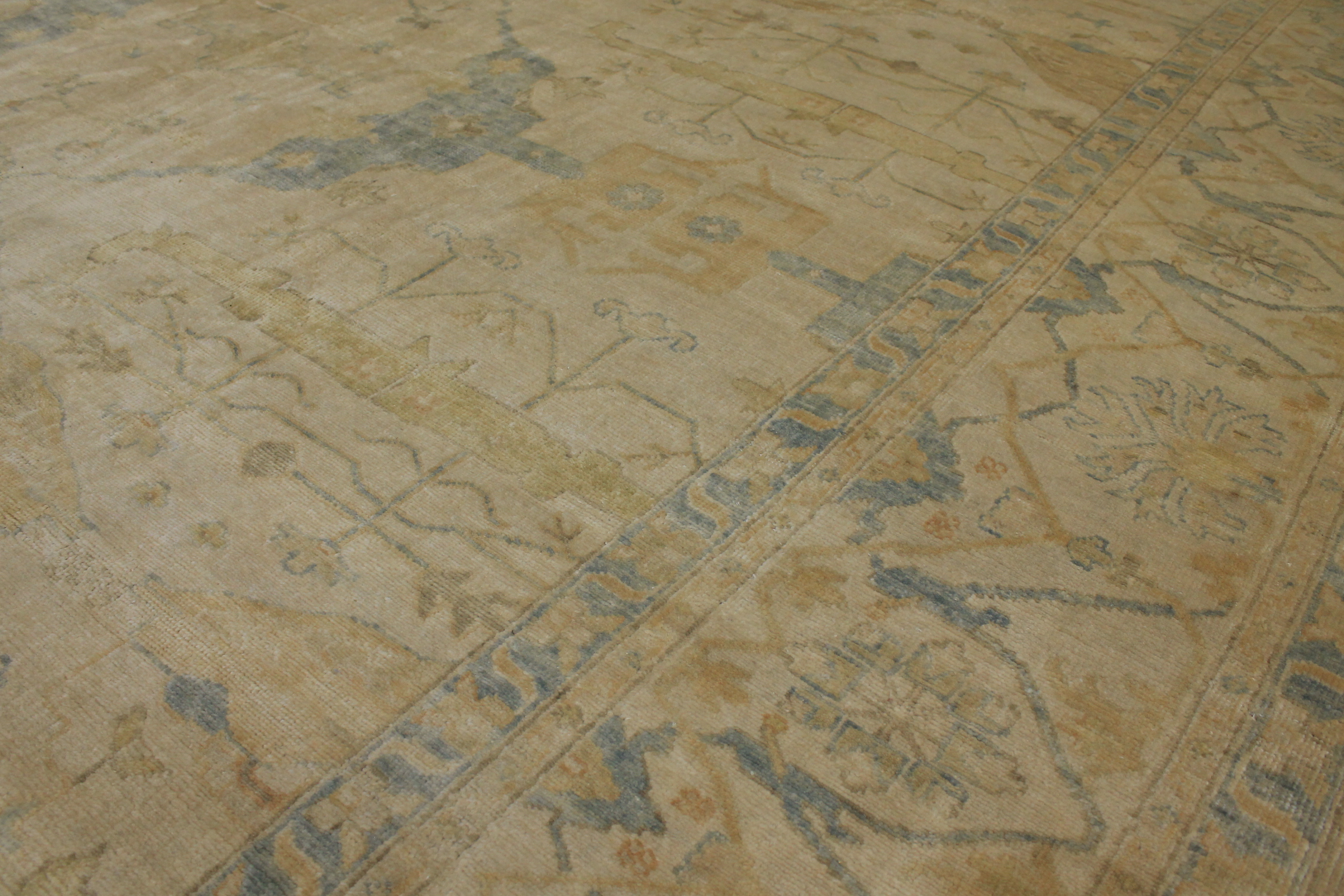 Clearance & Discount Rugs Chobi 13812 Ivory - Beige Hand Knotted Rug