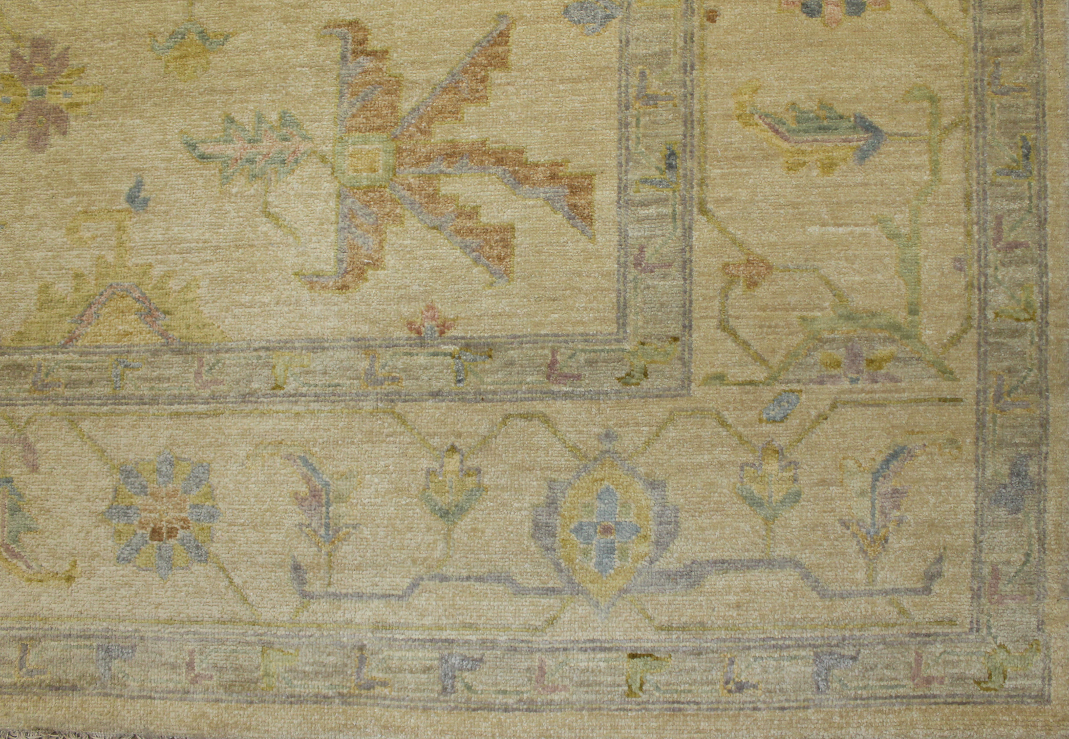 Clearance & Discount Rugs Sultan 14068 Ivory - Beige Hand Knotted Rug