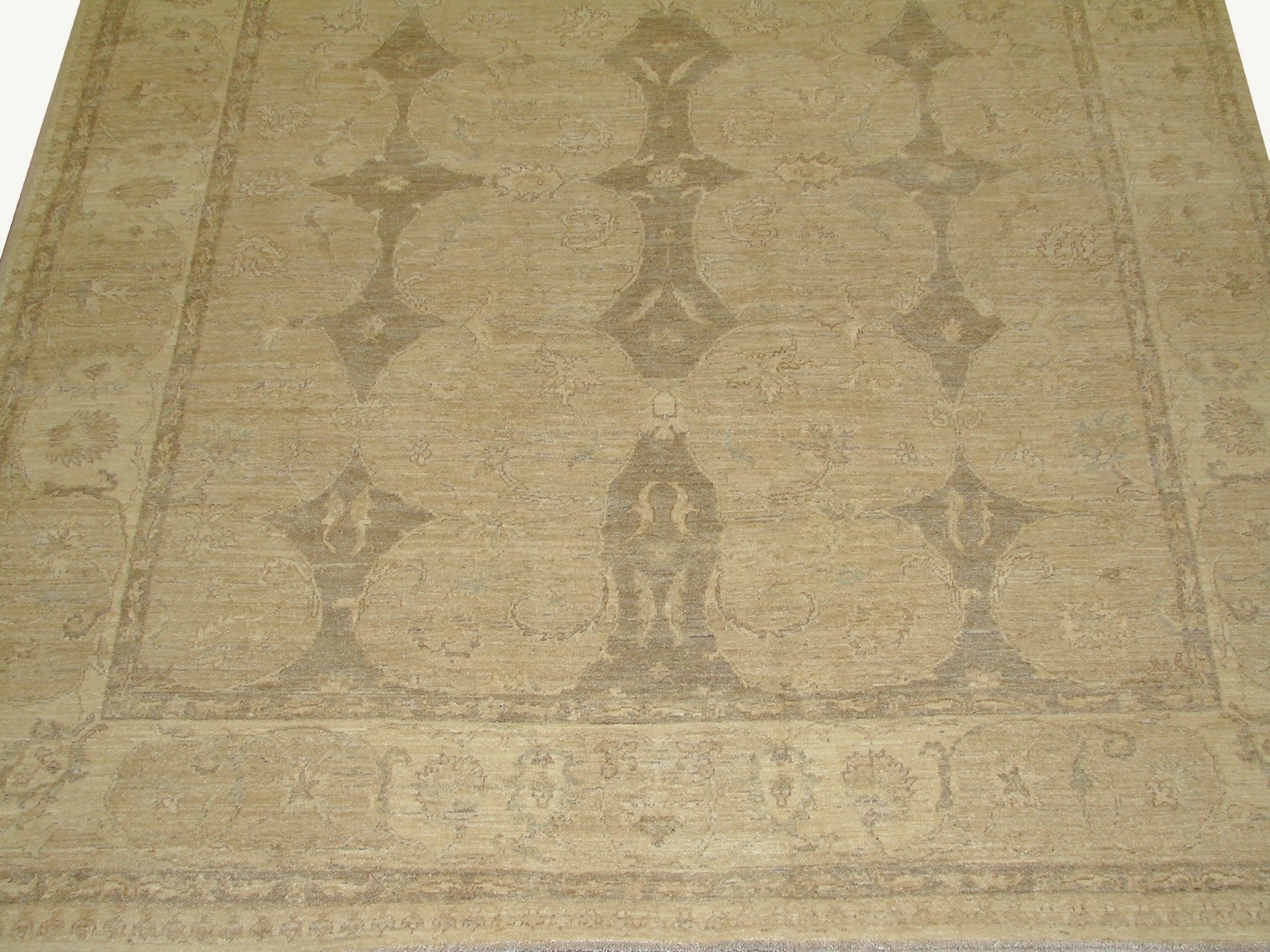 Clearance & Discount Rugs Chobi 14956 Lt. Grey - Grey & Ivory - Beige Hand Knotted Rug