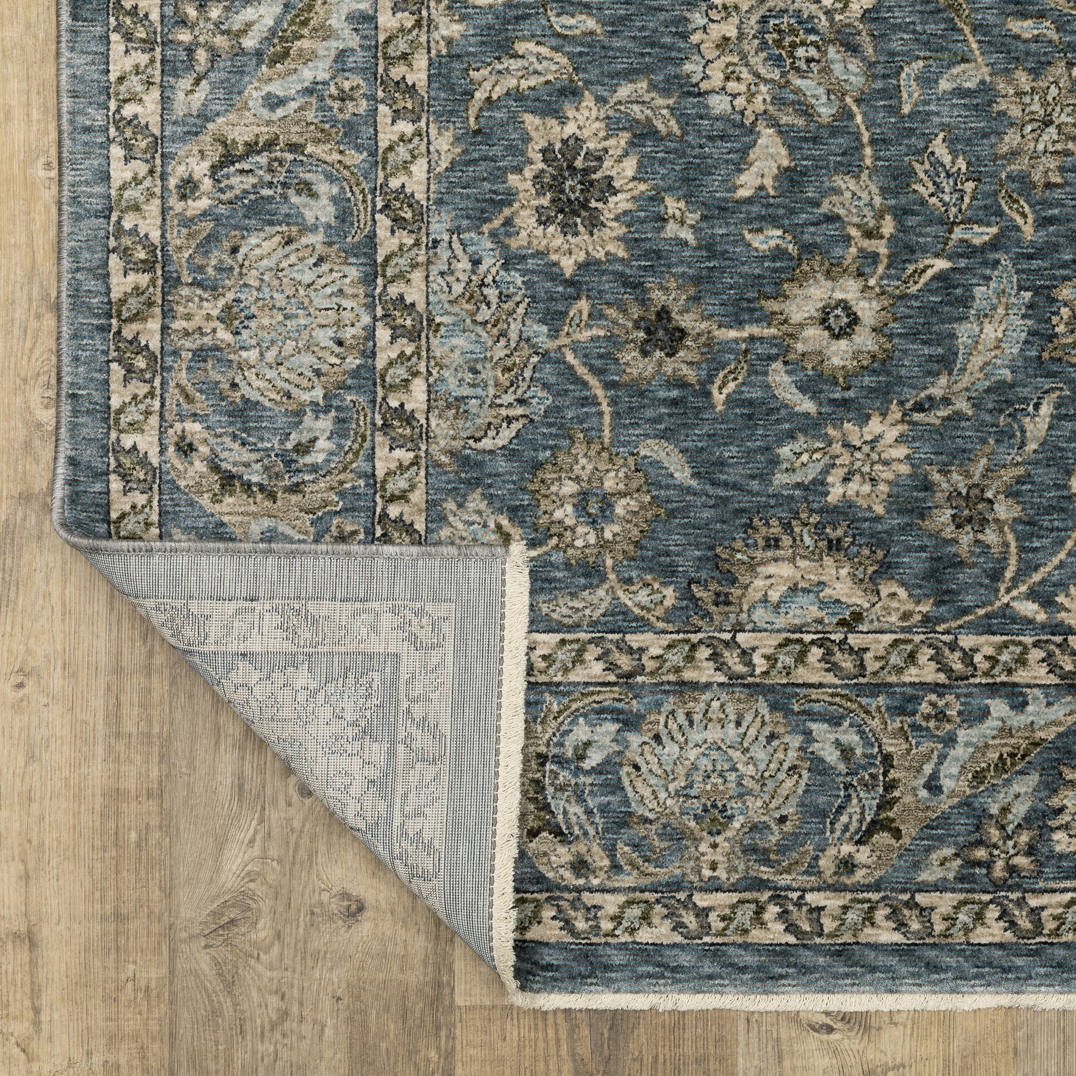 Traditional & Oriental Rugs Aberdeen 70H Lt. Blue - Blue Machine Made Rug