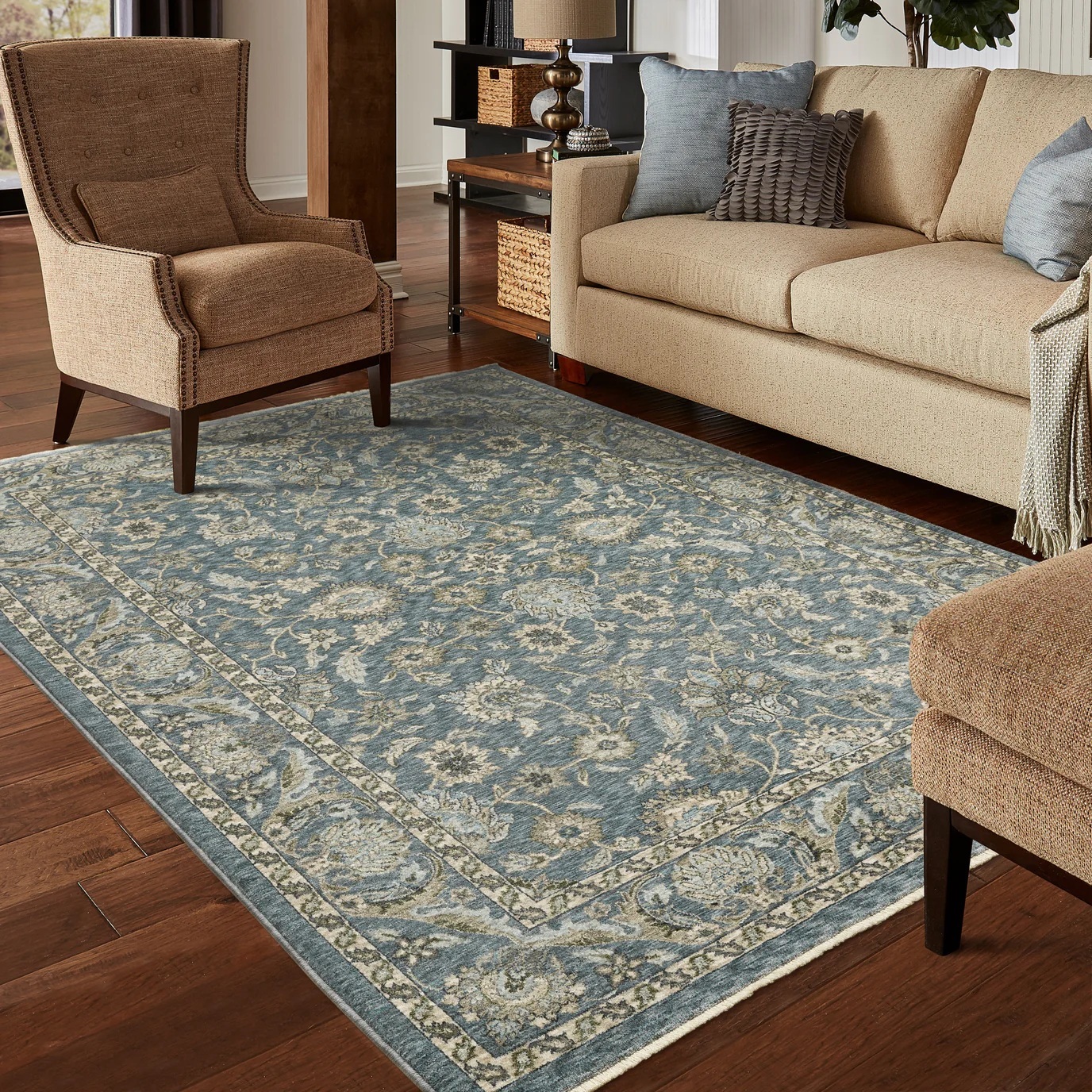 Traditional & Oriental Rugs Aberdeen 70H Lt. Blue - Blue Machine Made Rug