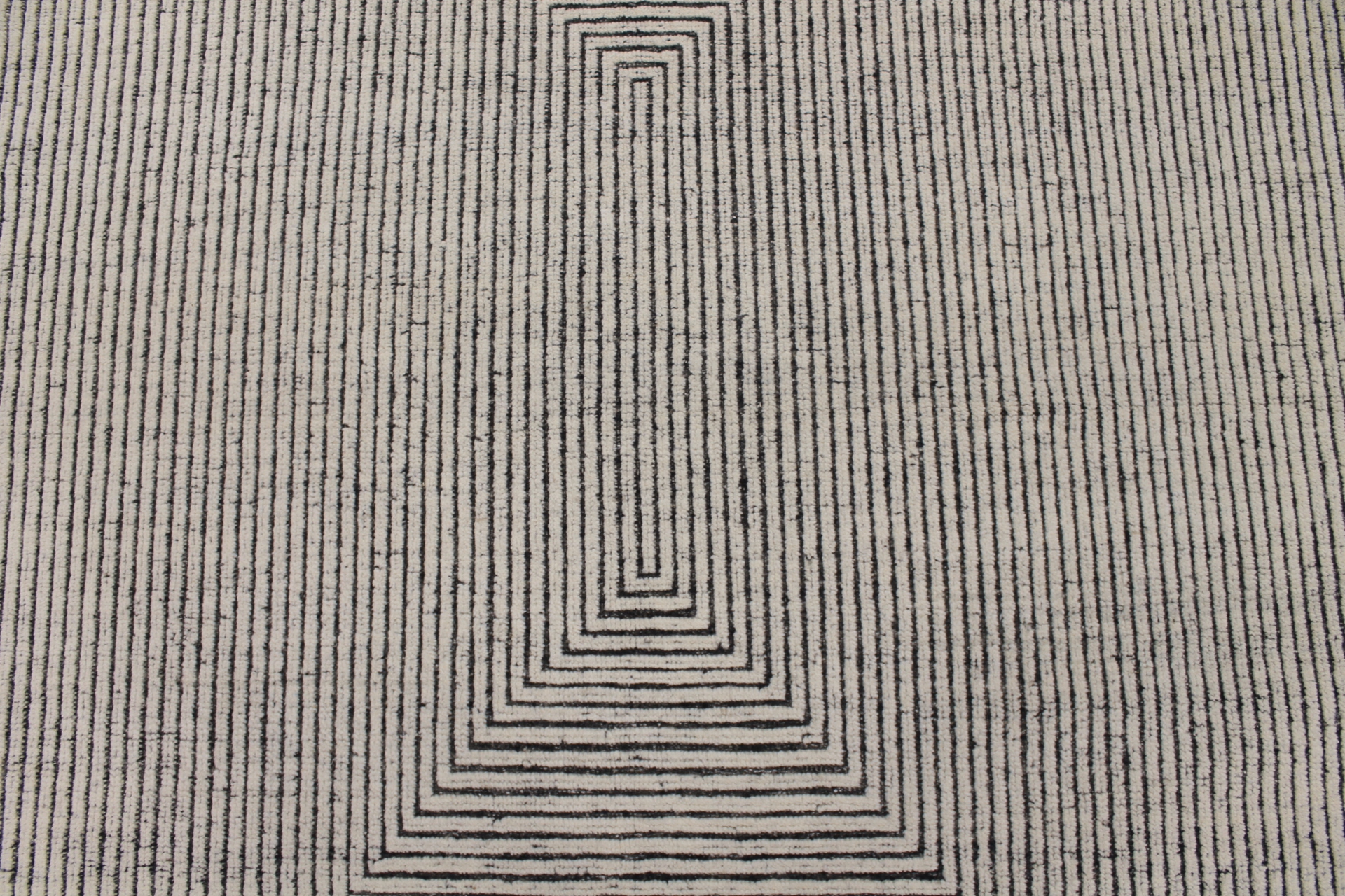 Casual Rugs & Solid Rugs Casbah R-3  029339 Ivory - Beige & Black - Charcoal Hand Knotted Rug