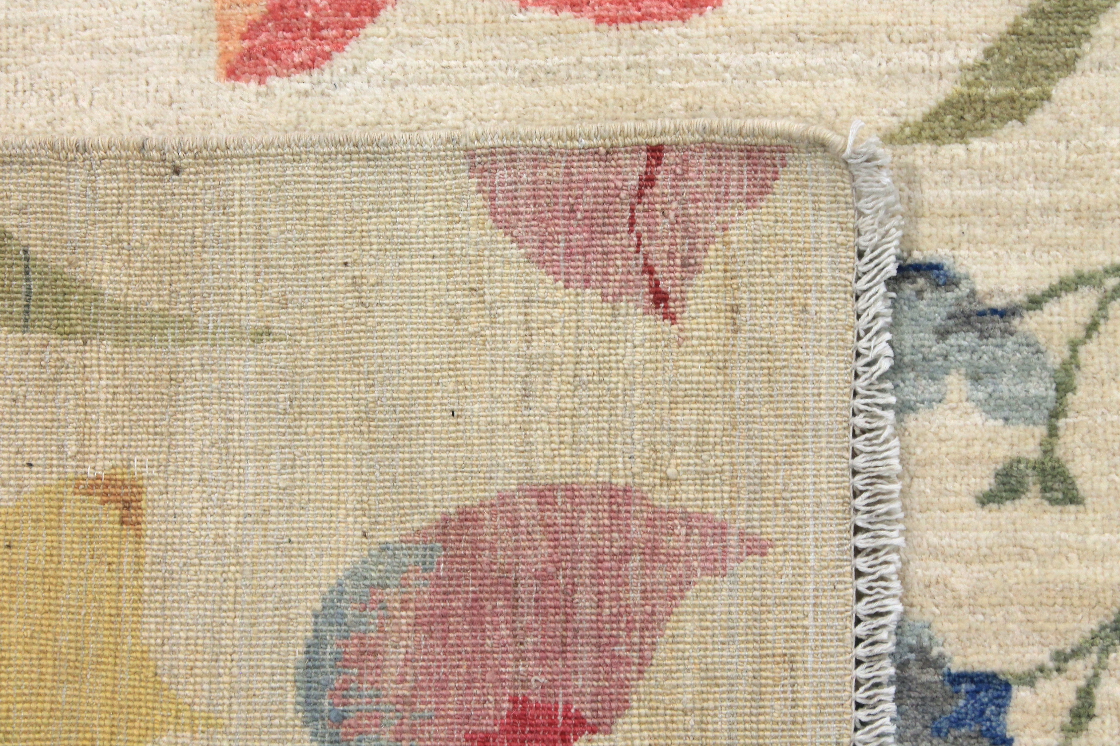 Contemporary Rugs & Transitional Rugs Flower Rug 030173 Ivory - Beige Hand Knotted Rug
