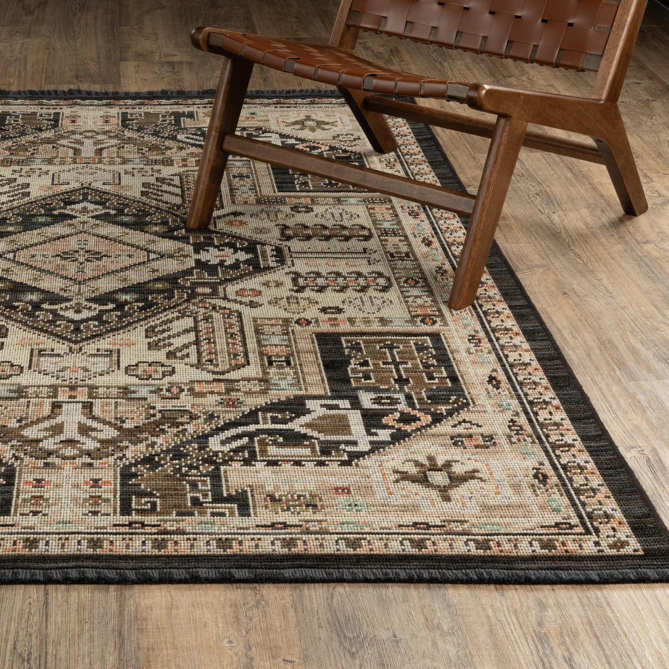 Antique Style Rugs Legacy LGY03 Black - Charcoal & Ivory - Beige Machine Made Rug
