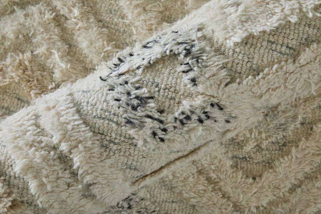 Casual Rugs & Solid Rugs Anica 8004F Ivory/Blue Ivory - Beige & Lt. Blue - Blue Hand Tufted Rug